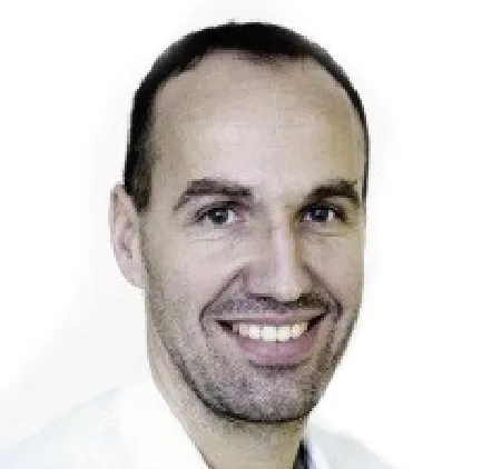Pr Loïc YSEBAERT